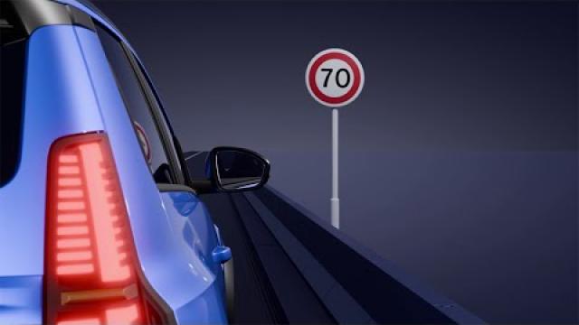 GESCHWINDIGKEITSWARNUNG MIT VERKEHRSZEICHENERKENNUNG